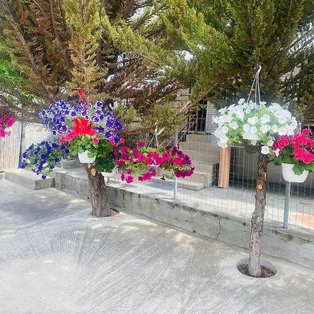 Markos Studios Potos Dış mekan fotoğraf